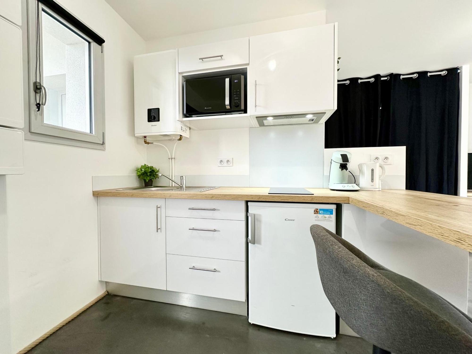 Le Chic - Parking - Exterieur - Fibre - Calme Apartment Mont-de-Marsan Exterior foto